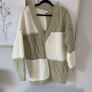 ZARA Med oversized patchwork chunky knit sweater